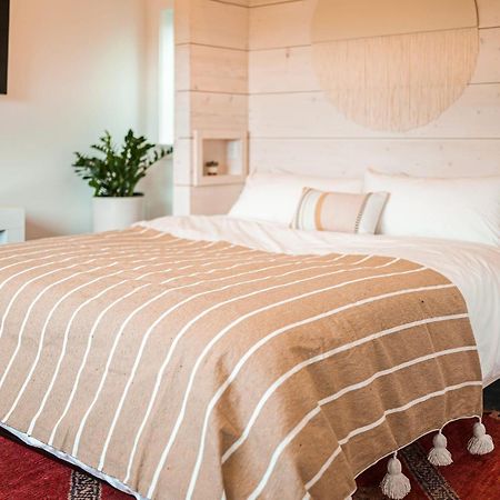 Funboard Room Includes King Bed And Mini Kitchenette شاطئ ستينسون المظهر الخارجي الصورة